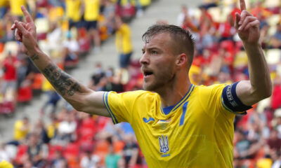 Andriy Yarmolenko Coca-Cola tempaus