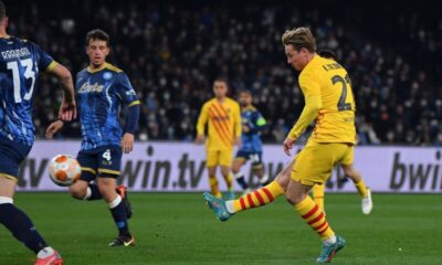 Frenkie de Jong naulasi Barcelonan 2-0 -johtoon Napolissa.