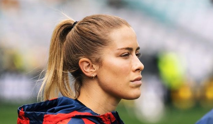 Jalkapalloilija Abby Dahlkemper kesäisissä uimapukukuvissa - kuumat kuvat!