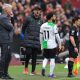 Jürgen Klopp ja Mo Salah ajautuivat kärkkääseen sanaharkkaan Liverpoolin kohdatessa West Hamin Valioliigassa