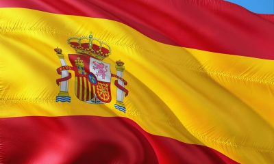 Espanjan maajoukkuevalinnat herättävät keskustelua.