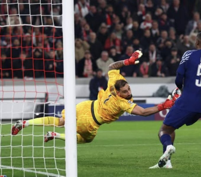 Gianluigi Donnarumma matkalla Manchester Cityyn